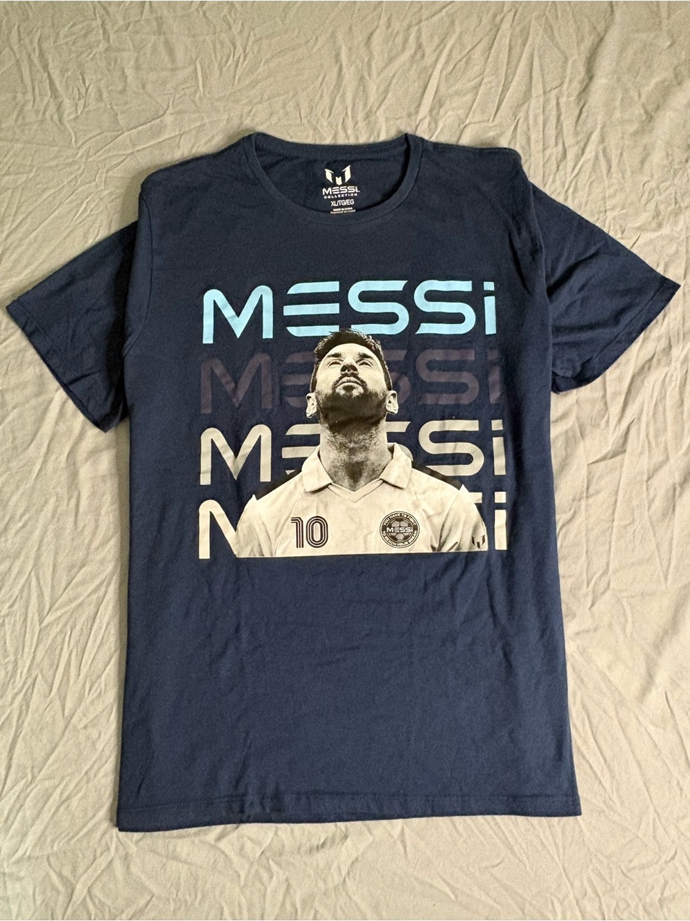 Messi Mens XL Collection graphic tee